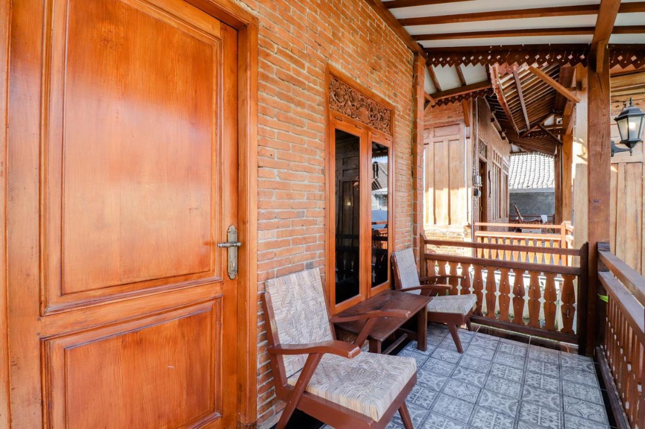 Omah Teras Bata Guesthouse Yogyakarta Dış mekan fotoğraf