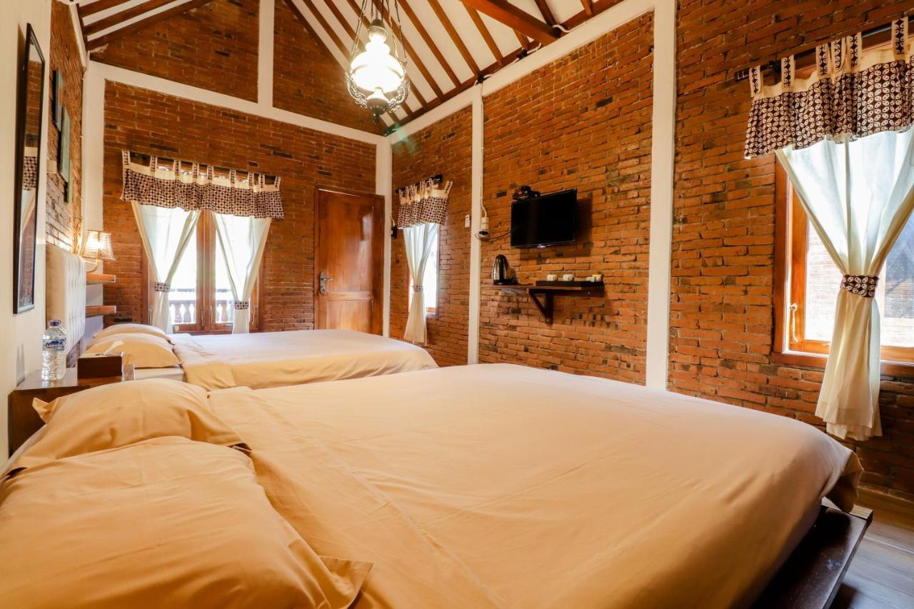 Omah Teras Bata Guesthouse Yogyakarta Dış mekan fotoğraf